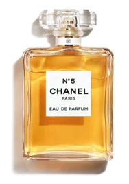 1-1 A Fashion Lady Chanel N°5 Eau De Perfume